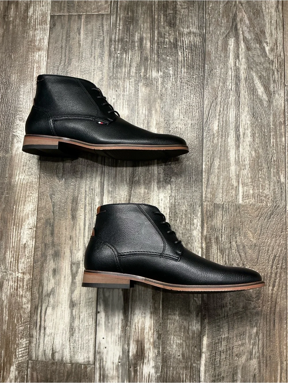 Tommy Hilfiger Black Chukka Boot with Brown Sole Trim Size 9